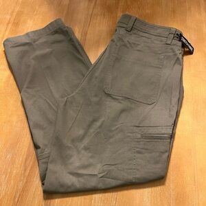 Roundtree & Yorke Cargo Pants Mens 38x32 Grey  Core Comfort Waistband Casual NEW